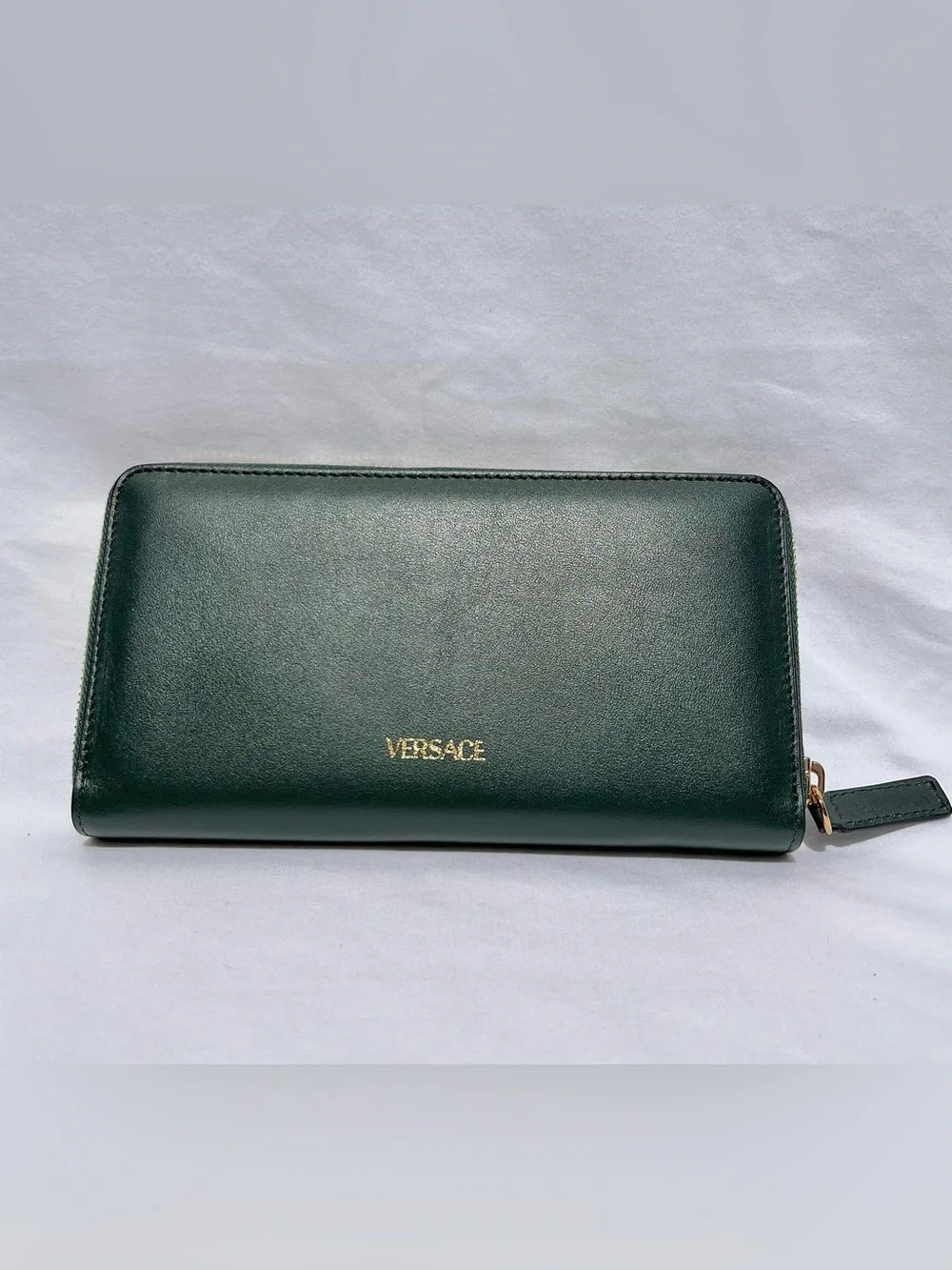 NEW $725 VERSACE Bottle Green Leather GOLD MEDUSA LOGO LargeContinental WALLET